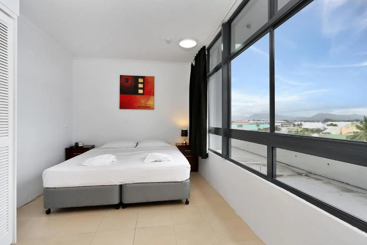Sunshine Tower Hotel Cairns