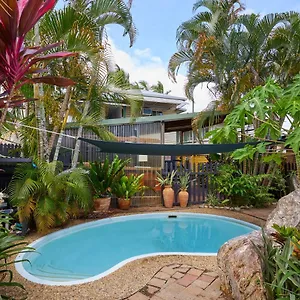 https://cairns-city-backpackers-hostel.queenslandhotels.net