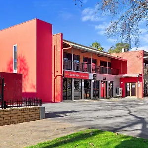 Econo East Lodge Adelaida