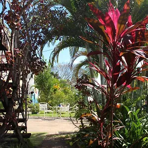 Hostel Asylum Share House, Cairns